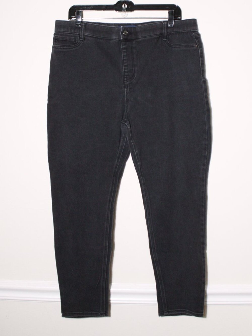 Isaac Mizrahi Jeans Black Denim Skinny Leg Jeggings Stretch Size L